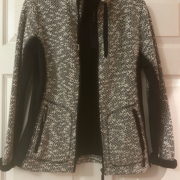 Fabulous Black Lunta Alpine Jacket. Perfect Sophisticated, Sporty, Small. 4/6 - Picture 3 of 9